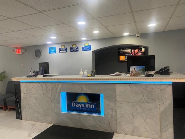 Days Inn By Wyndham Scranton Pa Dickson City Extérieur photo